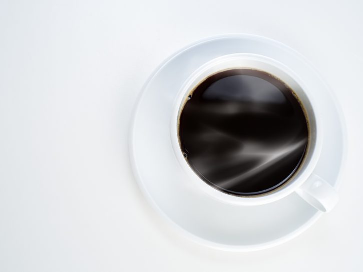 Dipingere con il caffè: lavoretti per bambini