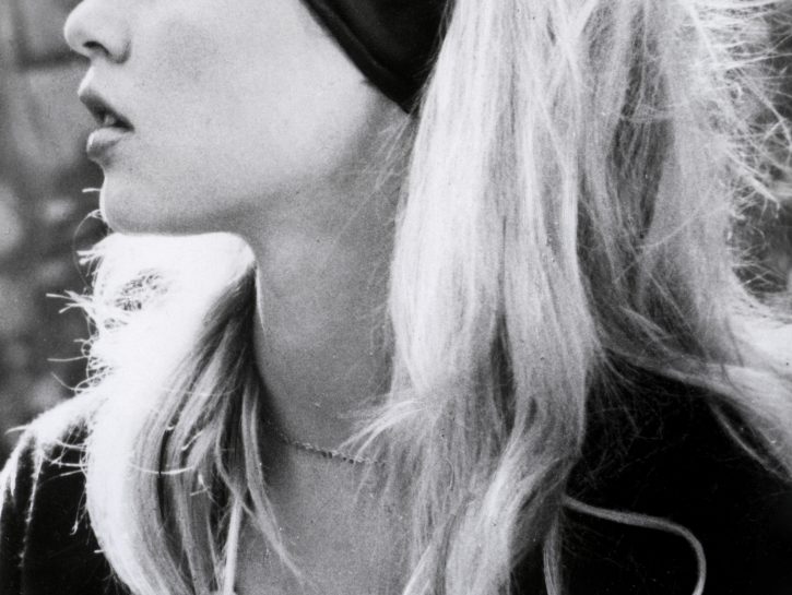 Brigitte Bardot capelli fascia