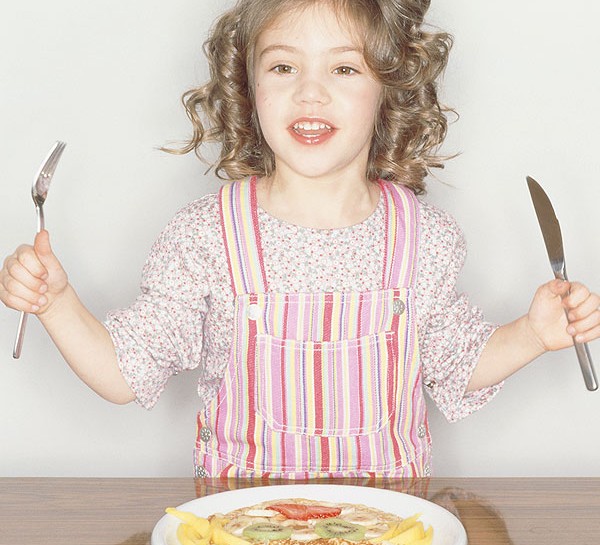 Educare i bambini a tavola