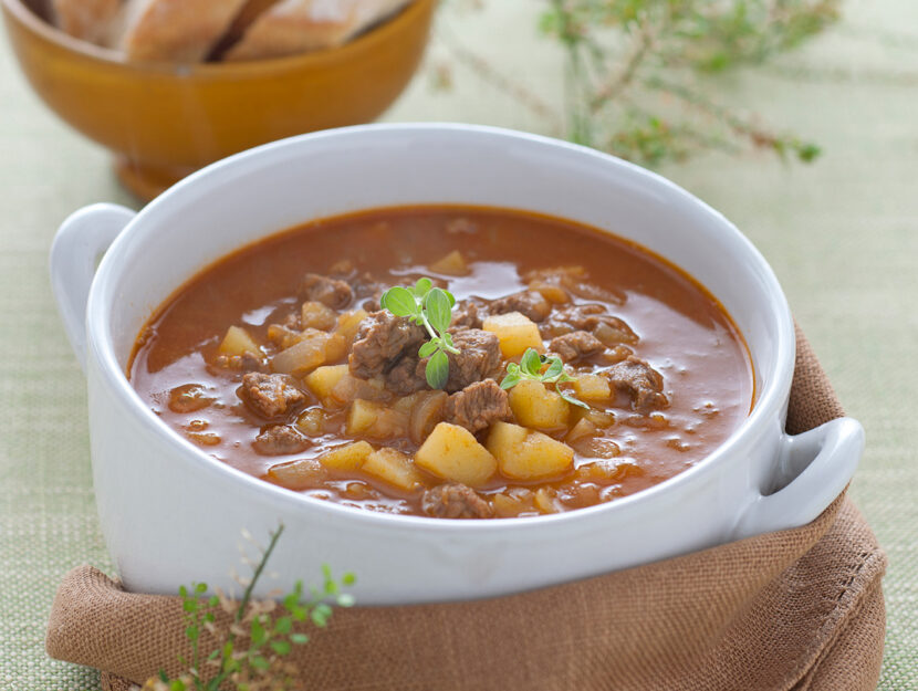 Zuppa di gulasch ungherese