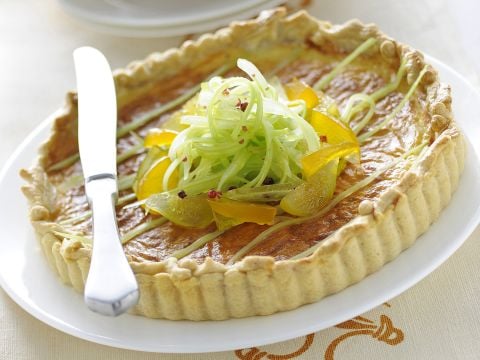 Quiche alla crescenza, sedano e mostarda