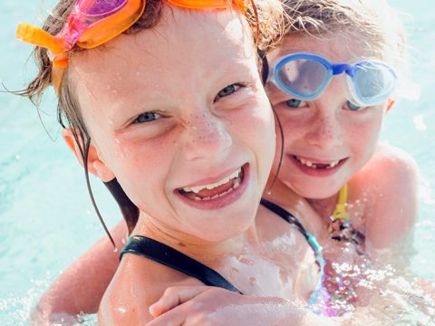 Il nuoto fa bene a tutti i bambini?