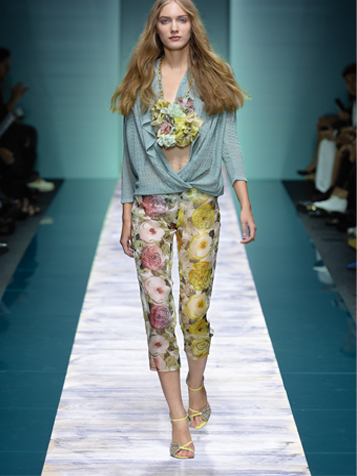 Come scegliere i pantaloni a fiori