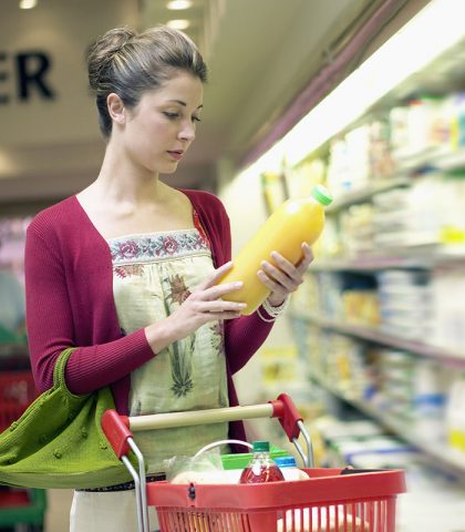 Coloranti, conservanti, addensanti, edulcorati, esaltatori del sapore. Sono presenti negli alimenti