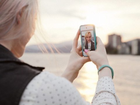 Selfie mania: app e gadget