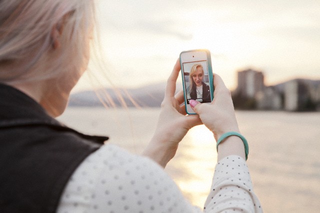 Selfie mania: app e gadget