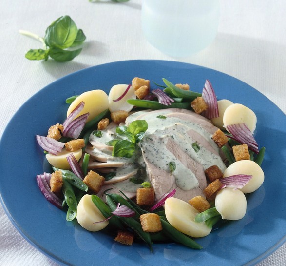 Insalata di pollo con yogurt