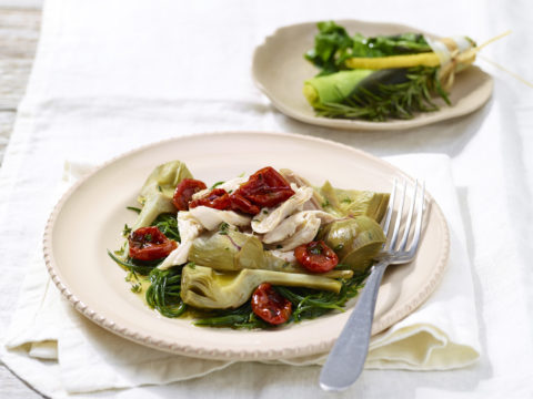 Insalata di pollo con agretti e carciofi