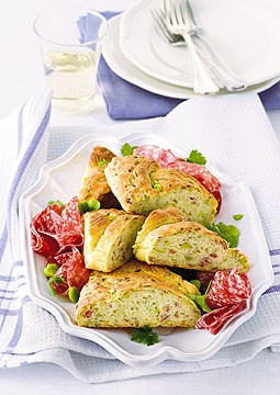 Treccia di patate fave e salame