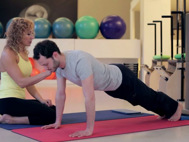 3 esercizi per tonificare le braccia step by step Donna Moderna