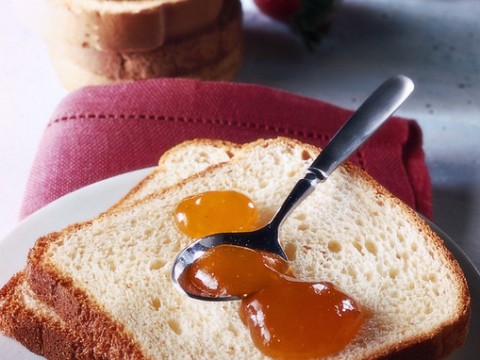 Pane e marmellata di lamponi