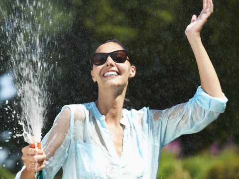 8 semplici buone abitudini contro l'invecchiamento