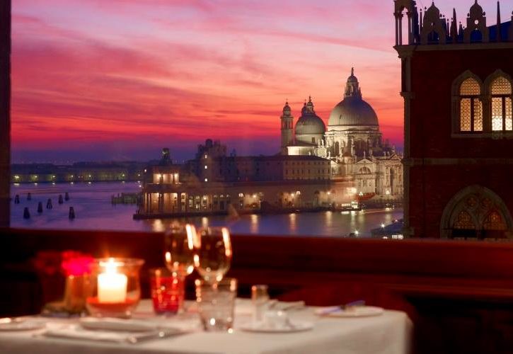 Fuga d'amore? I 10 hotel più romantici al mondo