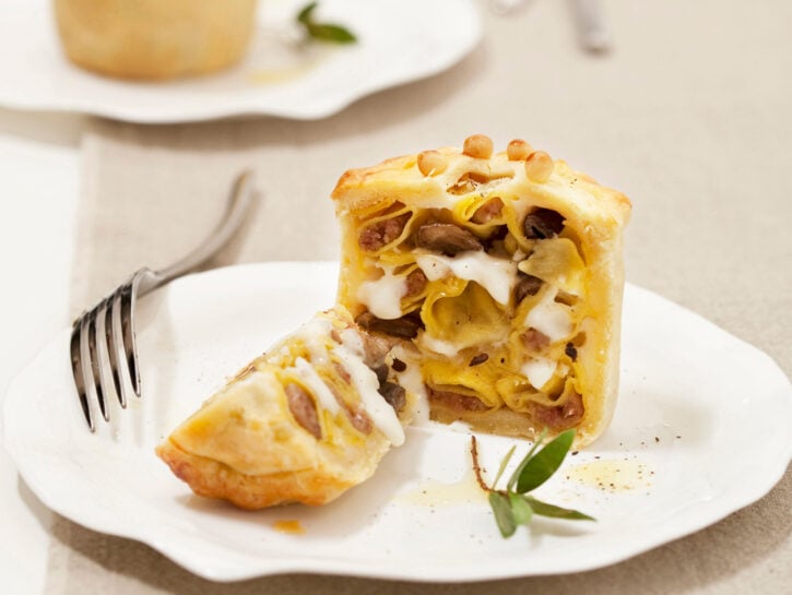 Timballi di tortelli ai funghi