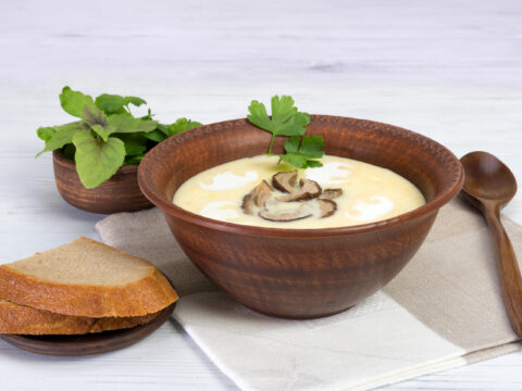 Zuppa di funghi e patate