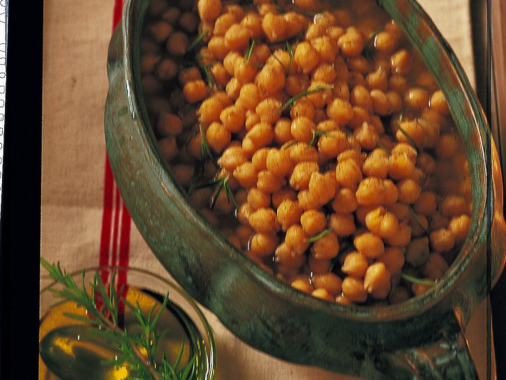 Casseruola di ceci all'aglio e rosmarino