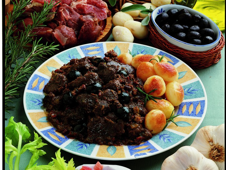 Cinghiale alle olive