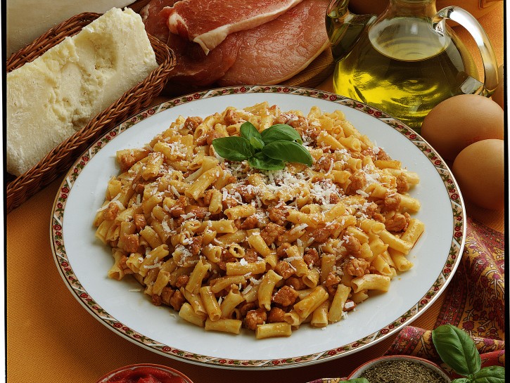 Maccheroncini casalinghi alla lonza