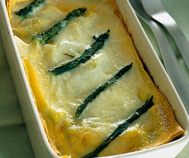 Millefoglie gratinata con asparagi e pancetta