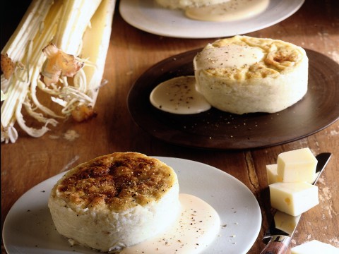 Tortini di cardi e fonduta