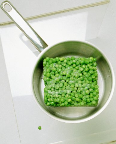 COSA SCEGLI?I cibi surgelati sarebbero da preferire rispetto al prodotto in scatola, perché