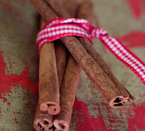 Cannella per le decorazioni di Natale