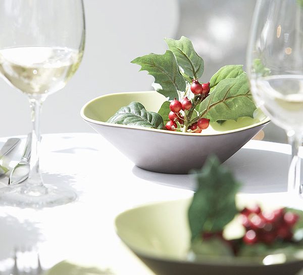 Foglie di agrifoglio per la tavola di Natale