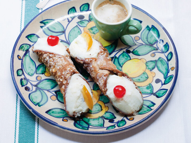 Cannoli siciliani alla ricotta