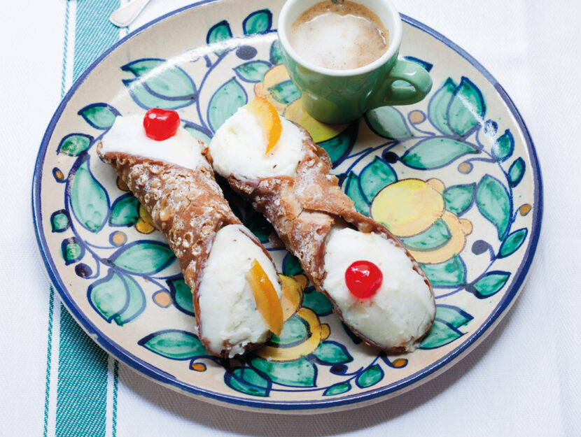 Cannoli siciliani alla ricotta