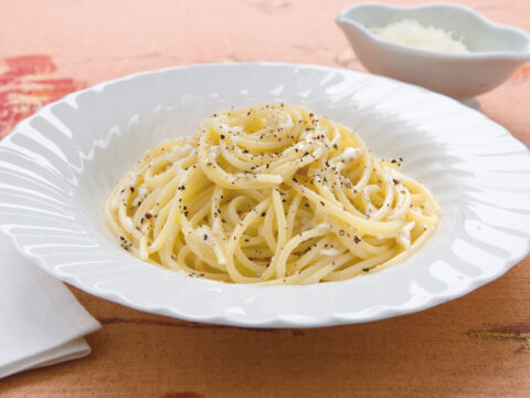 Spaghetti cacio e pepe