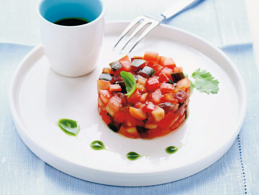 Tartare di pomodori con salsa verde