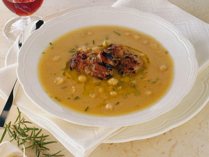 Zuppa di ceci con verzini alla griglia