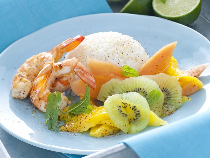 basmati-con-gamberi-e-frutta-tropicale