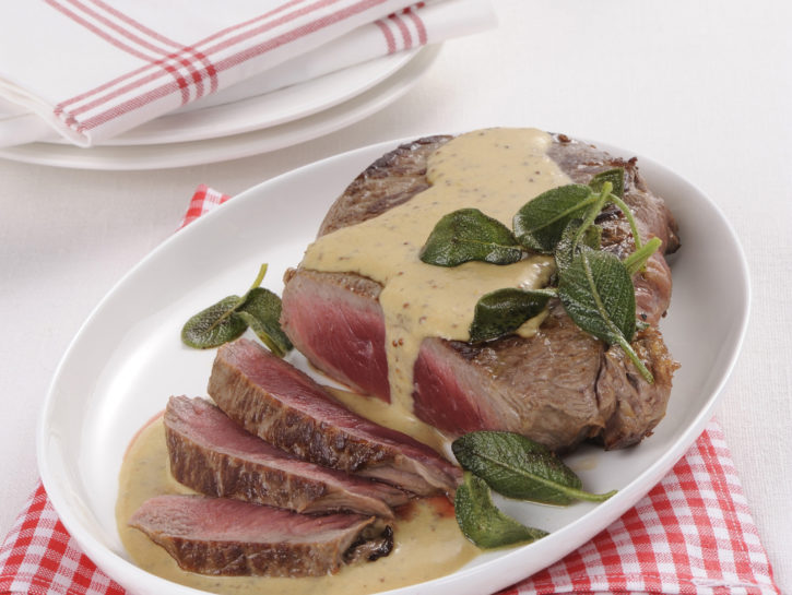 entrecote-con-crema-alla-senape-e-salvia