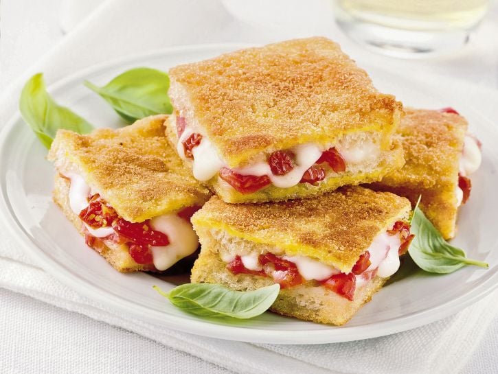 Ricetta Mozzarella in carrozza con pomodori - Donna Moderna