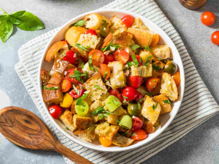 Panzanella toscana: la ricetta fresca e saporita