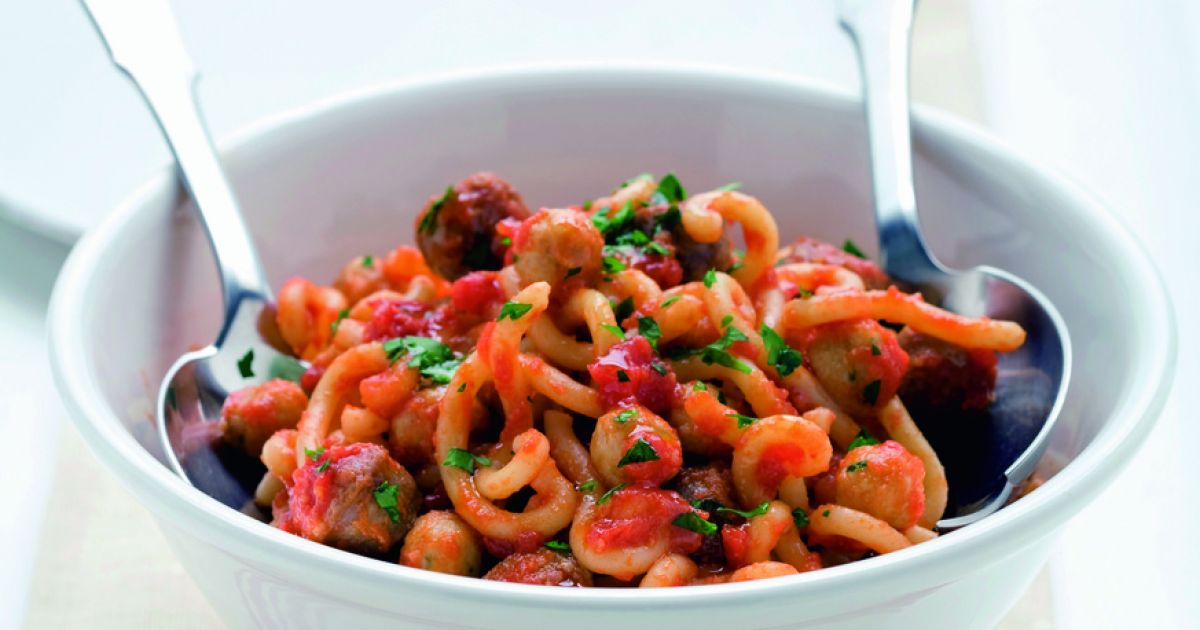 Ricetta Polpettine E Salsiccia Al Sughetto Di Pomodoro Donnamoderna
