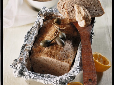 Polpettone misto con salsa tonnata