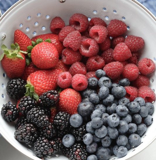 Frutti rossi per l'elasticità della pelle