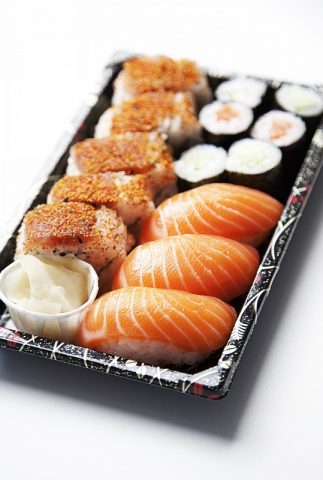 Miracoloso pesce crudo La bellezza viene dall'OrienteIl sashimi (pesce crudo) contiene iodio che fav