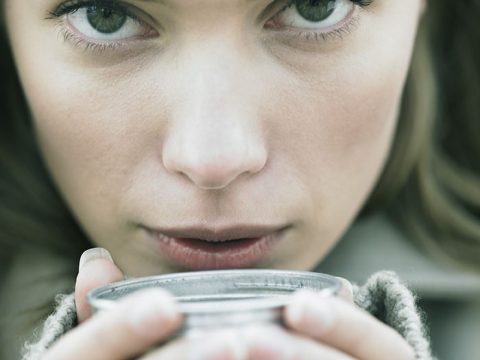 Le 5 tisane sgonfianti per l'inverno