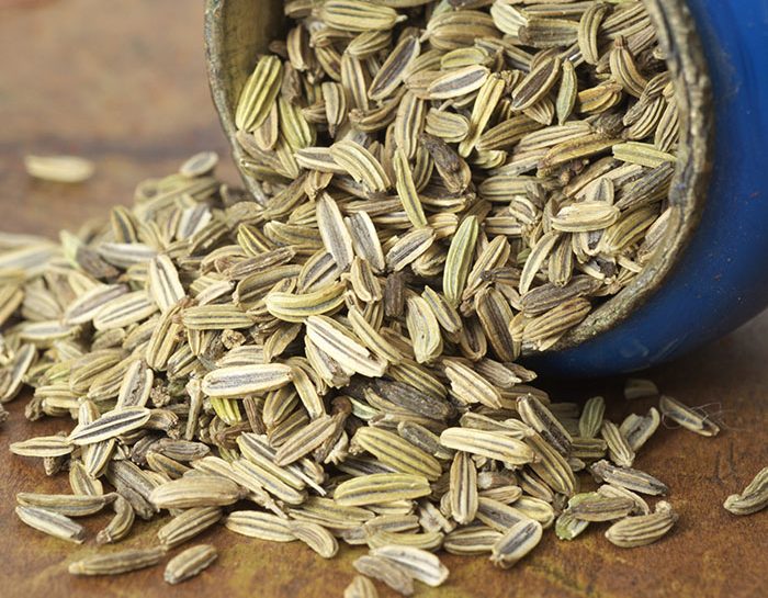 Tisana ai semi di finocchio: pancia piatta