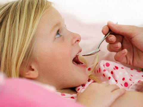 Le cure dolci per la tosse dei bambini