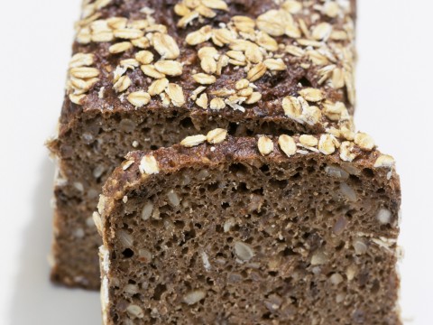 La ricetta del pane nero nordico e gli abbinamenti