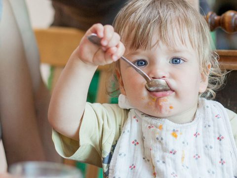 Guida all'alimentazione del bambino dopo lo svezzamento