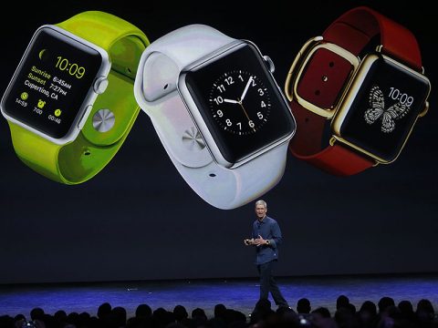 Smartwatch e orologi per il fitness: i modelli più famosi a confronto