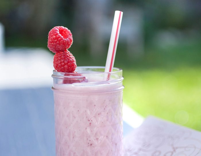 Frutta, acqua o latte vegetale
