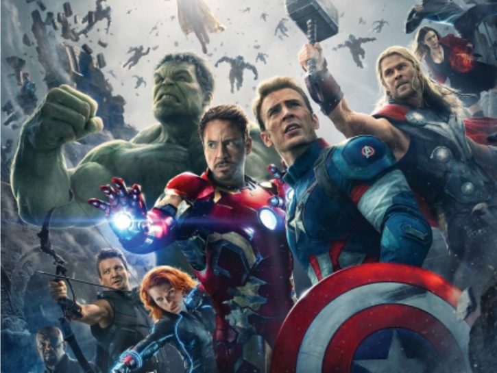 Il Gruppo Di Supereroi Con Hulk E Iron Man