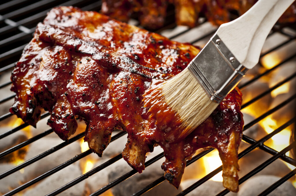 Il barbecue da balcone, cos'è e le regole per farlo (se si può