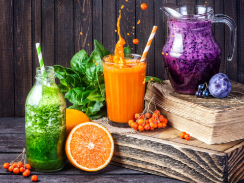 Centrifugati, frullati e smoothies: idee e ricette buone e salutari